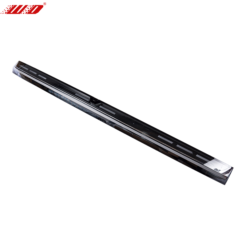 X03-41330013 - Middenachterlicht van hoge kwaliteit